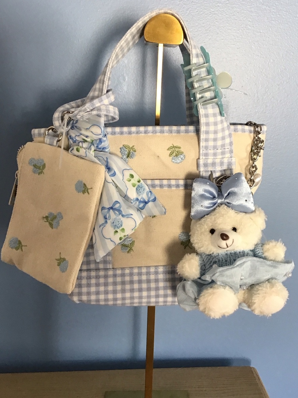 New Steve Madden Blue Gingham Tote with Teddy Bear Hair Clip and Bracelet Charm